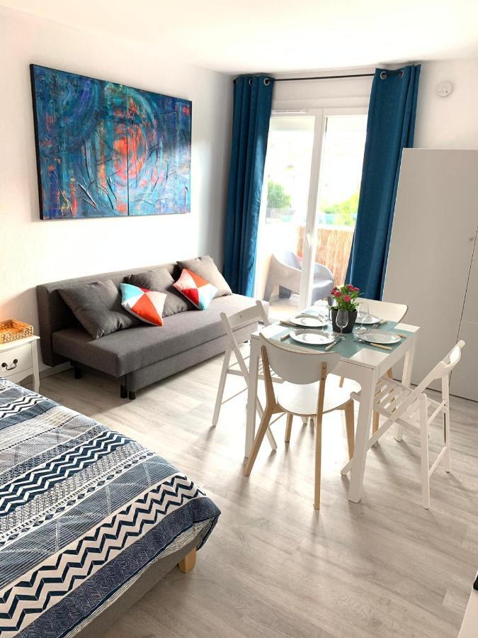 Charmant studio avec climatisation et parking Perpignano Esterno foto